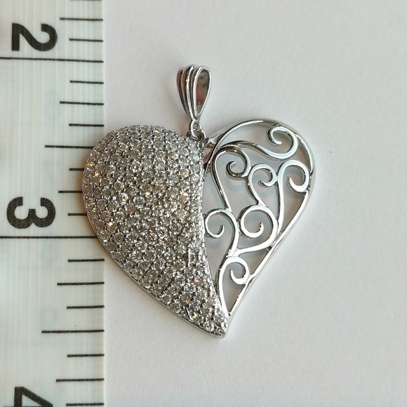 Heart pendant in Sterling Silver filigree and pave set cz - Picture 2 of 7